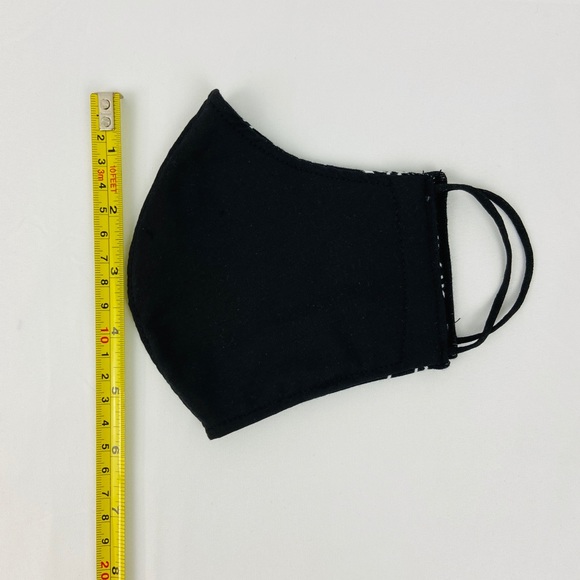 4 Black Adult Pattern Washable Cloth FACE MASK - Picture 3 of 4